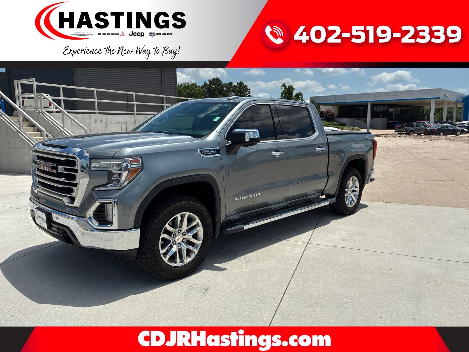 2020 GMC Sierra 1500 4WD Crew Cab Short Box SLT in Satin Steel Metallic — front three-quarter view